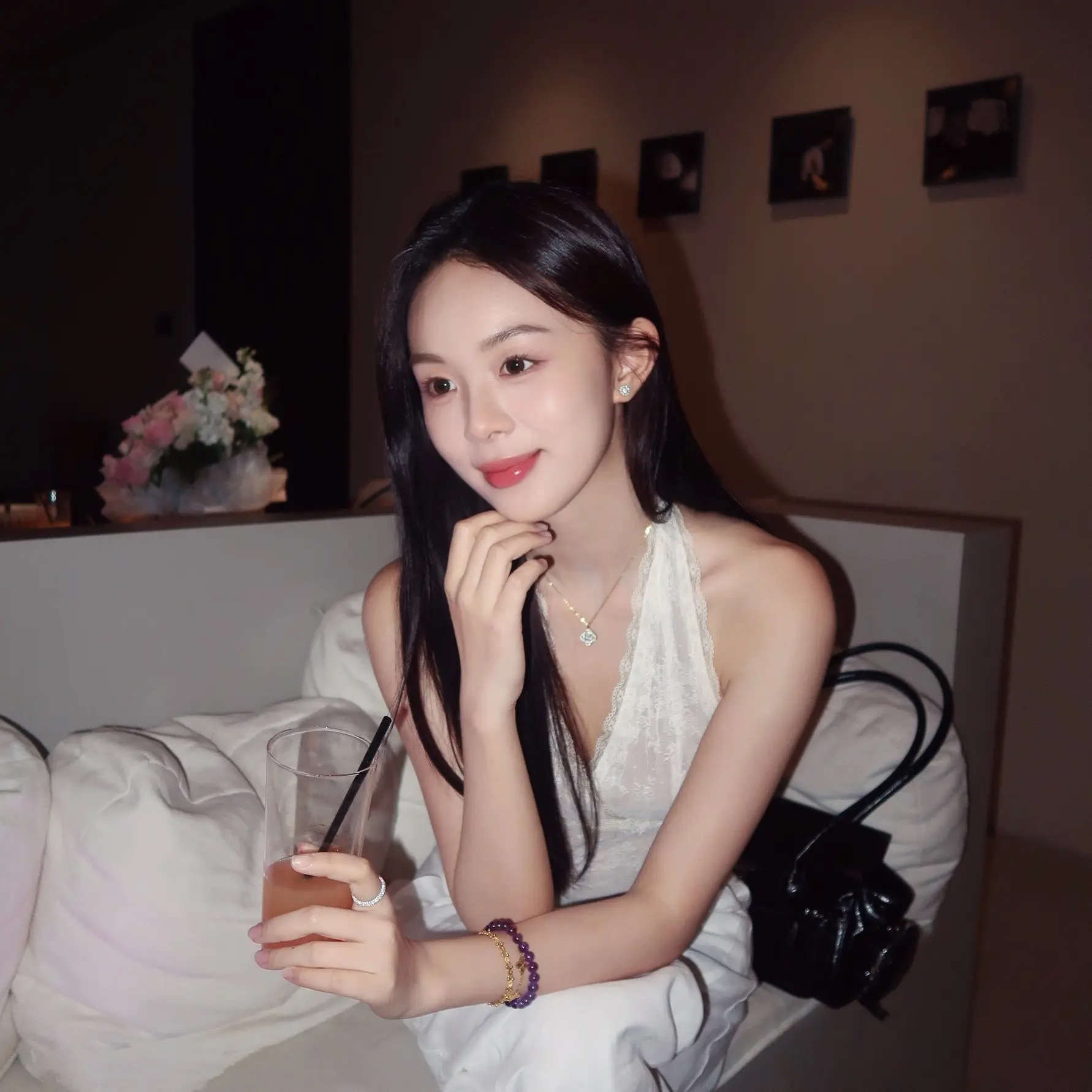 24 年轻 漂亮 骄傲 谁管你