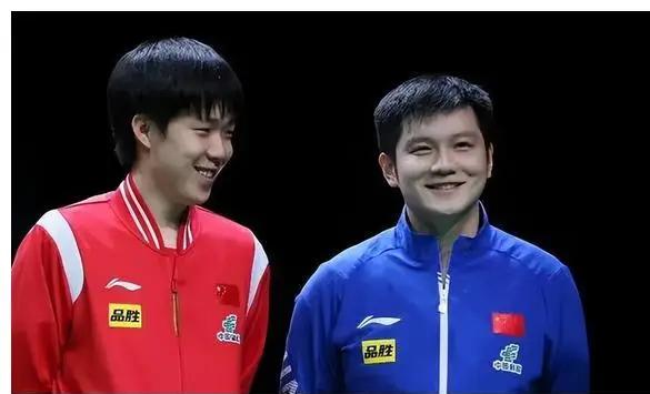 巅峰对局，樊振东王楚钦打得太精彩！

全运会男团决赛，第一场双打北京赢了。第二场