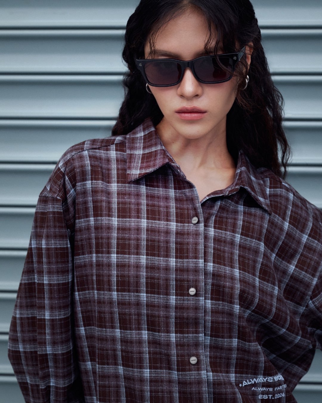 Alwayswonder更新10月29日12:00（GMT+7）加入Joy Ri