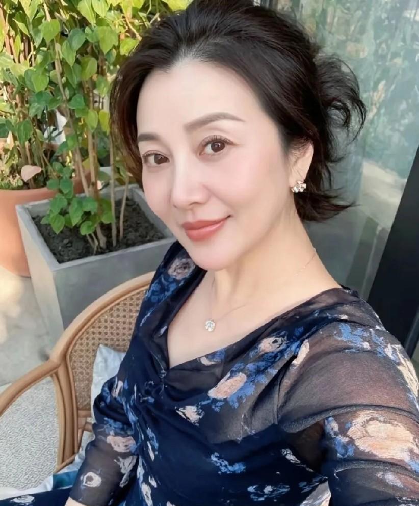 杭州一对夫妻分房多年，妻子深夜求欢被拒，丈夫：别搂我，没兴趣

刷到杭州这对夫妻