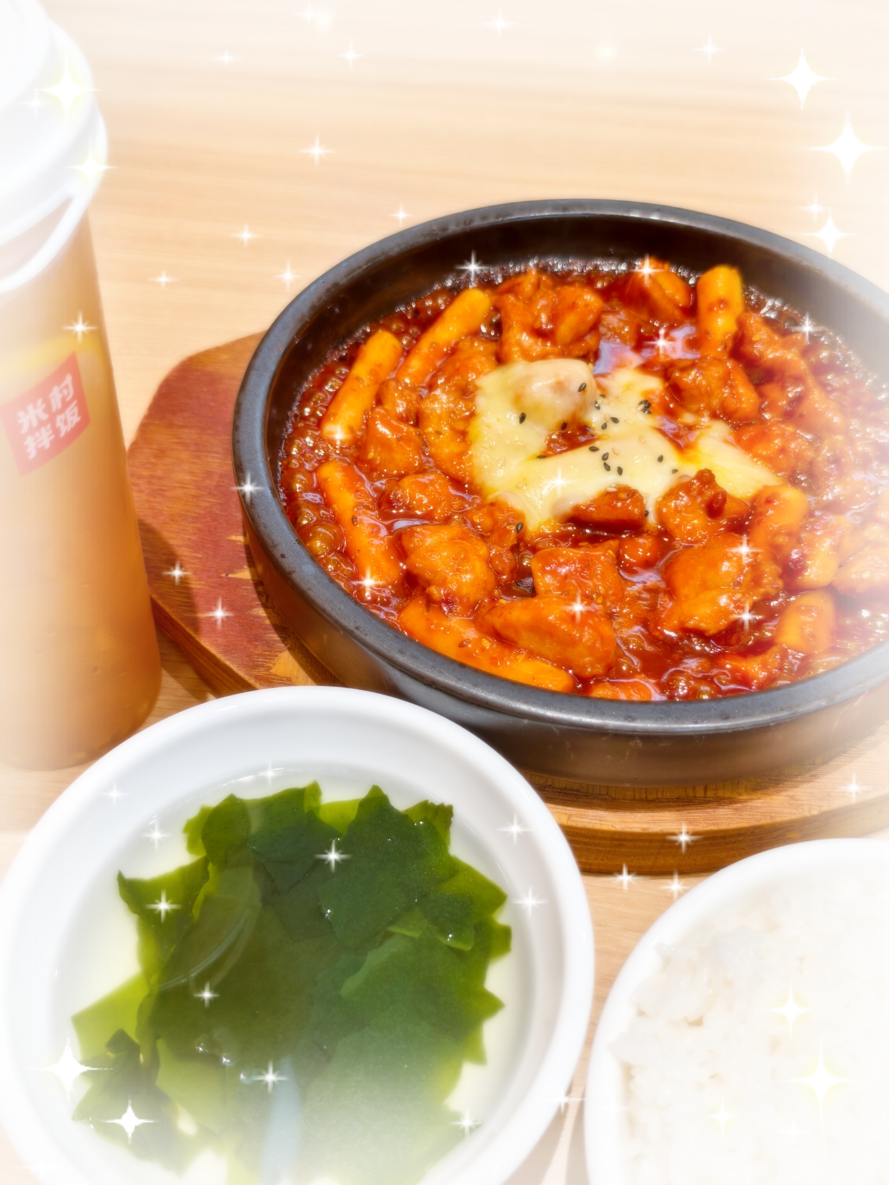 一千零一楼 终于吃上今天的第一口饭🫠🫠.....家务干了一天()真的不要再下