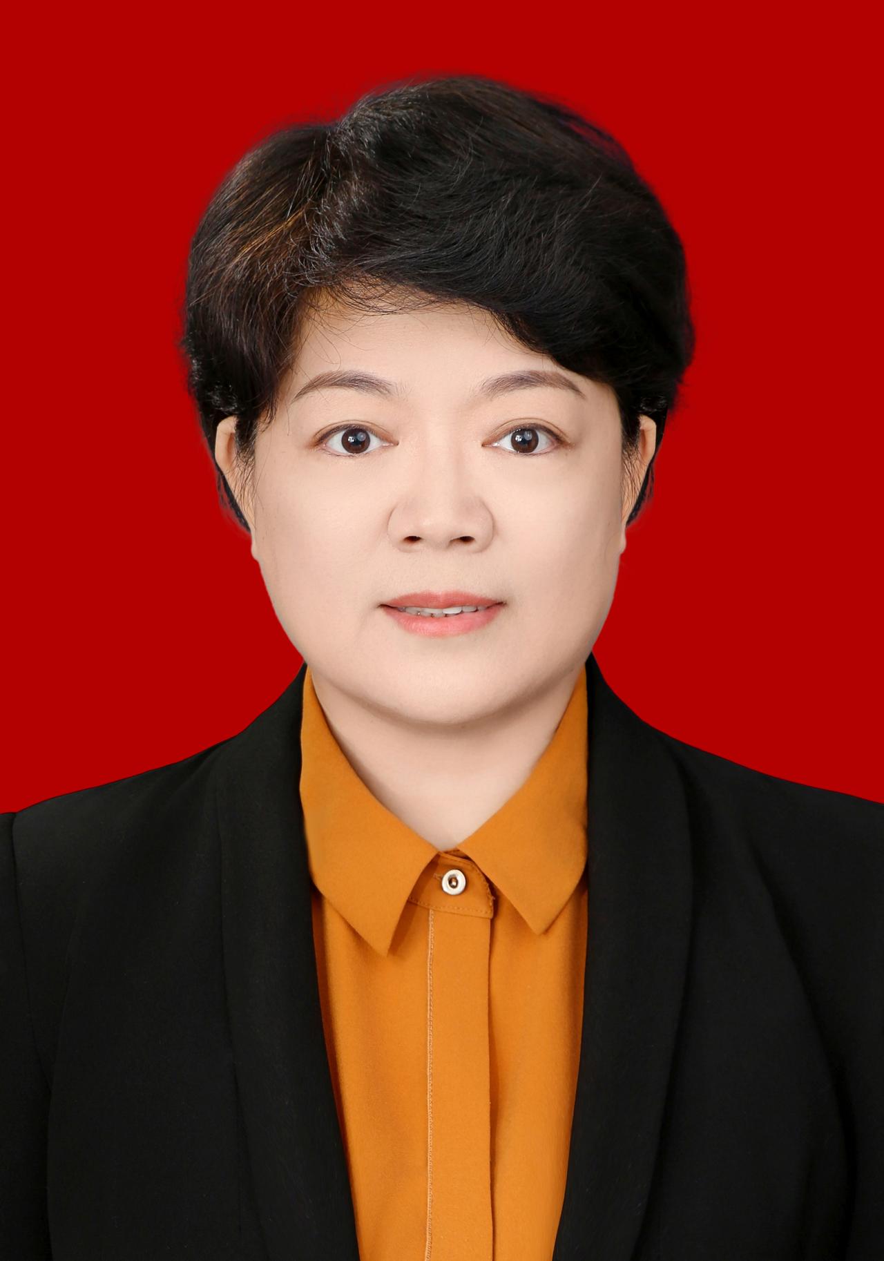 75后门立群正式出任吴忠市委书记

门立群，1975年2月出生，硕士研究生学历。