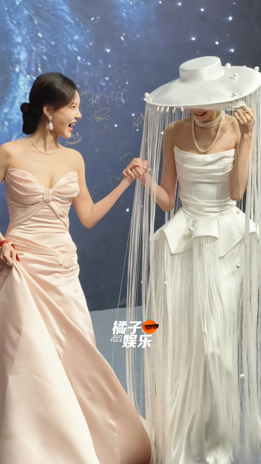 这个李一桐张艺凡如此萌李一桐张艺凡如此萌我拍的星现场