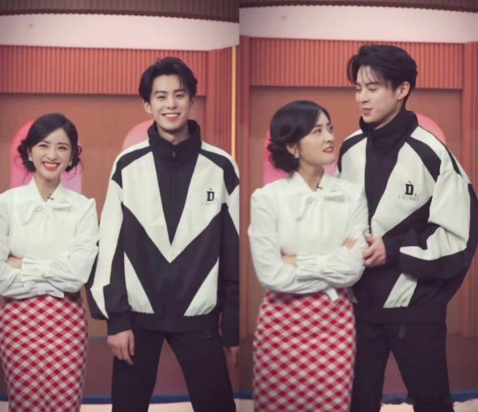 他俩只要站在一块儿，就还是1819岁的样子啊其实看到两位能做好朋友就已经很开心了