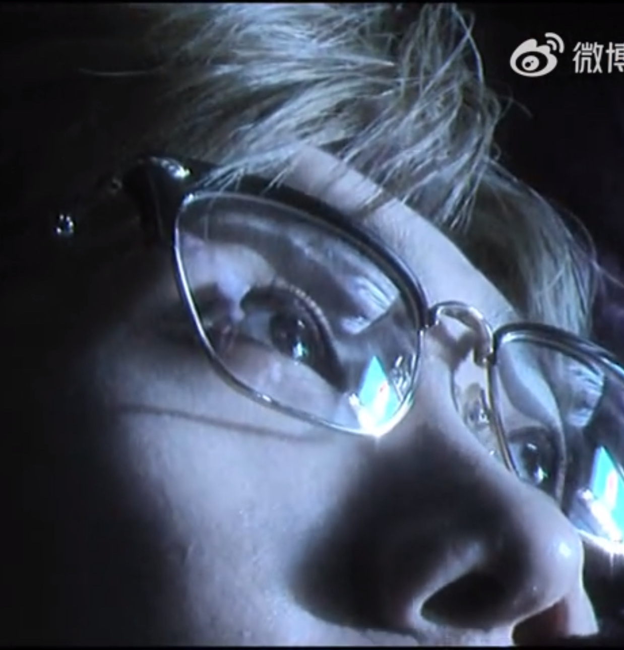 AV日记造福人类[微笑][微笑][微笑] ​​​