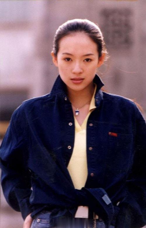 章子怡骨相好绝～她虽然不是美艳型，但是真的美的很有辨识度，一看就是女明星，骨相极
