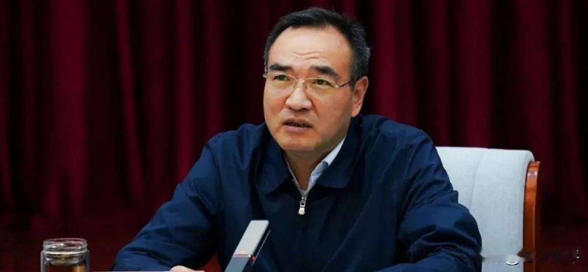 突发，担任过固原、石嘴山两地人民检察院院长，系二级高级检察官的李清伟被查！

刚