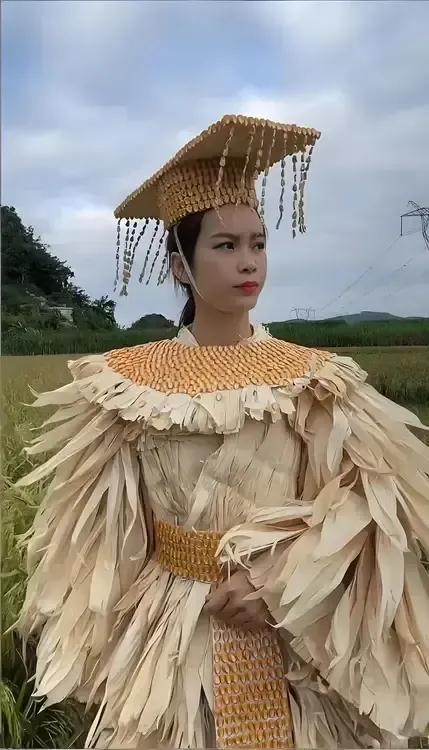 请各位大神给她取个霸气的名字！