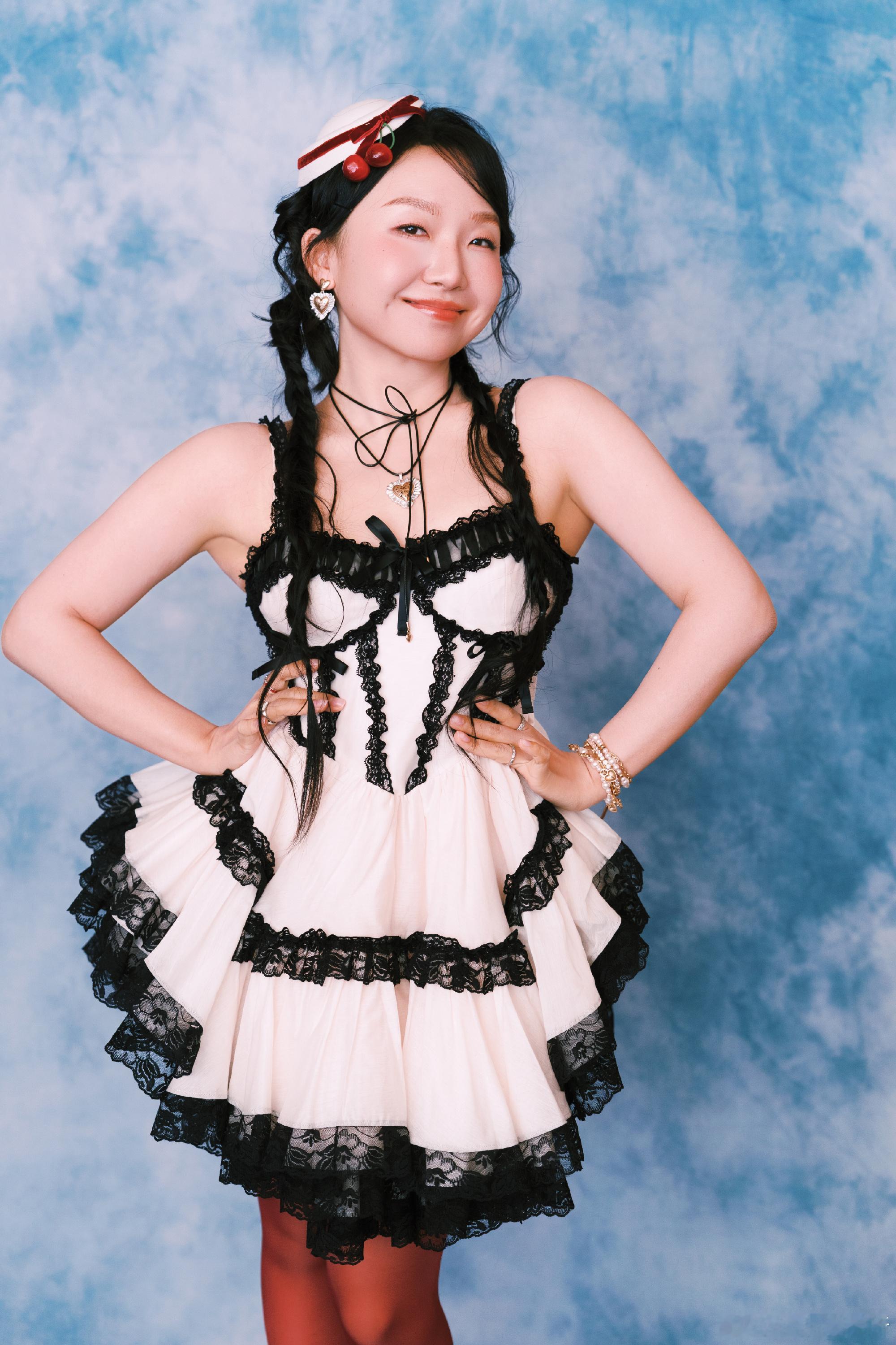 周涛说一辈子都没穿过李嘉琦风格的衣服 桃花坞6交换衣橱，周涛抽到李嘉琦的高饱和多