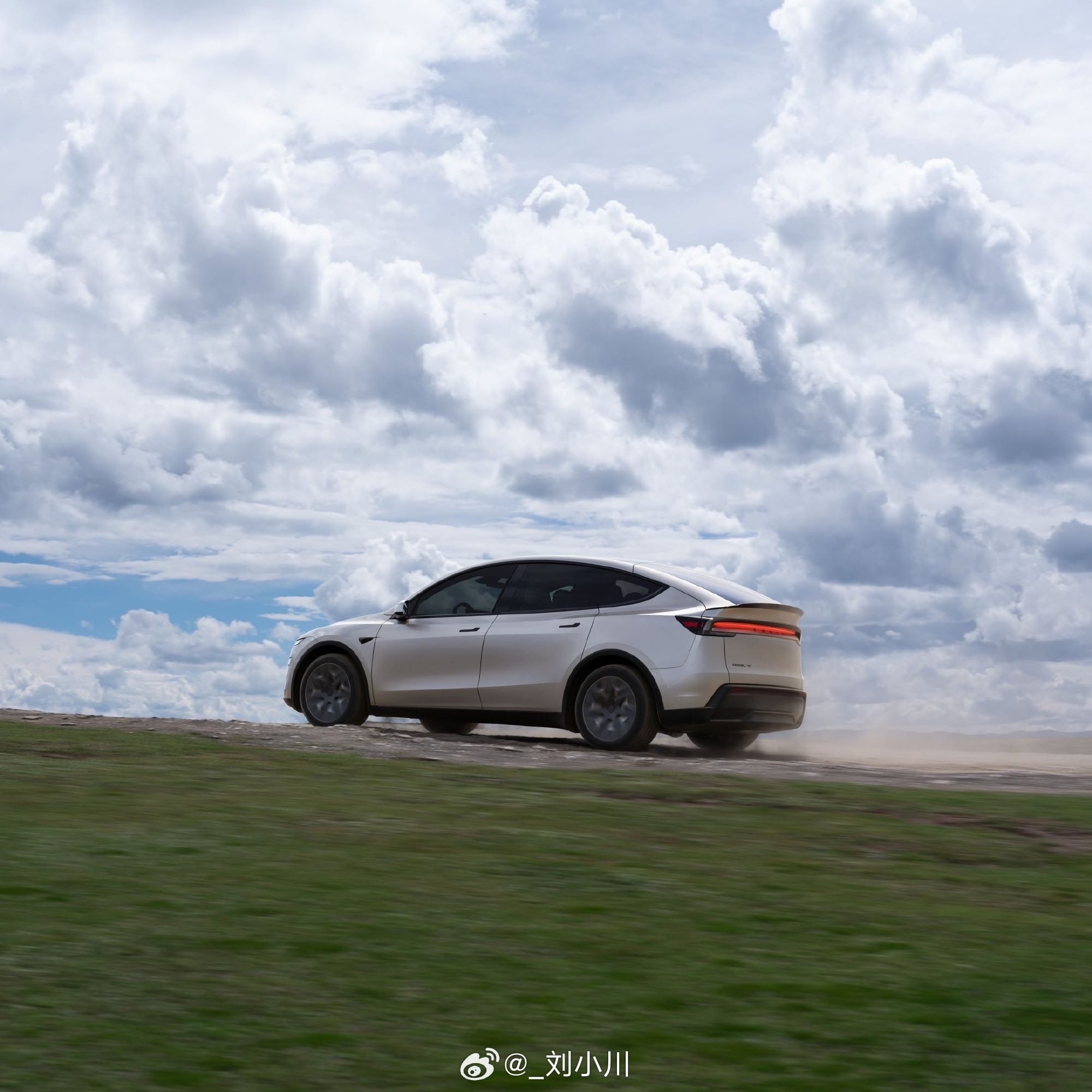 特斯拉再度产销失衡 今年前三个月，其产量比销量多出了5万辆 