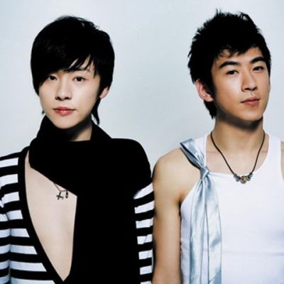 #边水往事但拓是青鸟飞鱼组合成员##原来此生不换是但拓唱的#窝趣《边水往事》的但