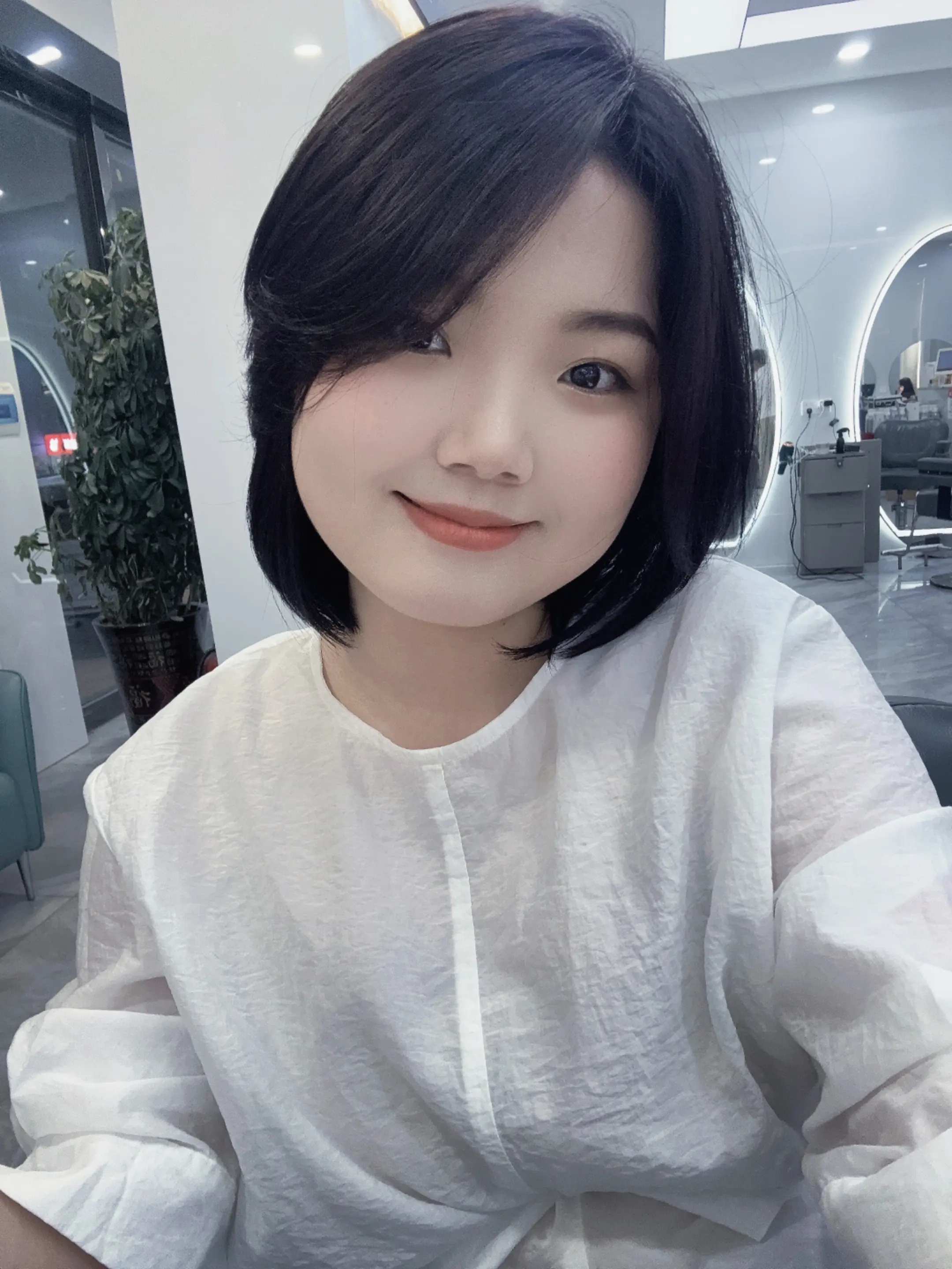 在这个薄情寡义的世界上依然能够保持一颗热爱生活的心重情重义的活着本身又...