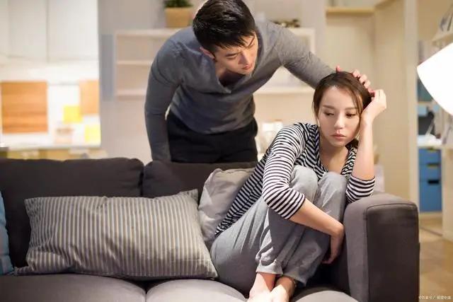 儿子领了两万块的奖金，儿媳妇说要好好庆祝一番，于是就带着儿子出去大吃了一顿。我还