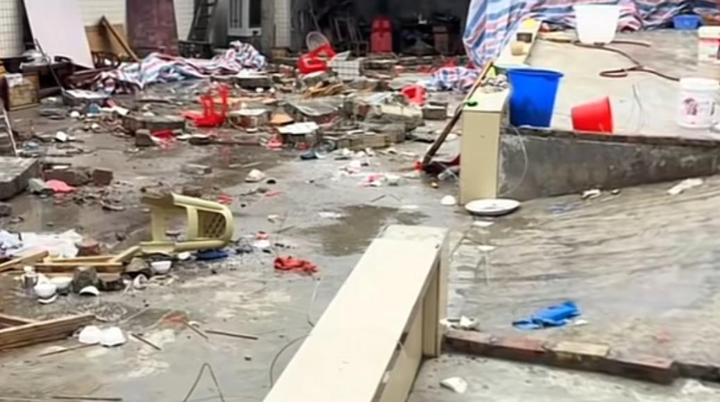 说了不想办升学宴，结果还是被亲友推着办，这下自建房塌了砸死5个人，到底算谁的？