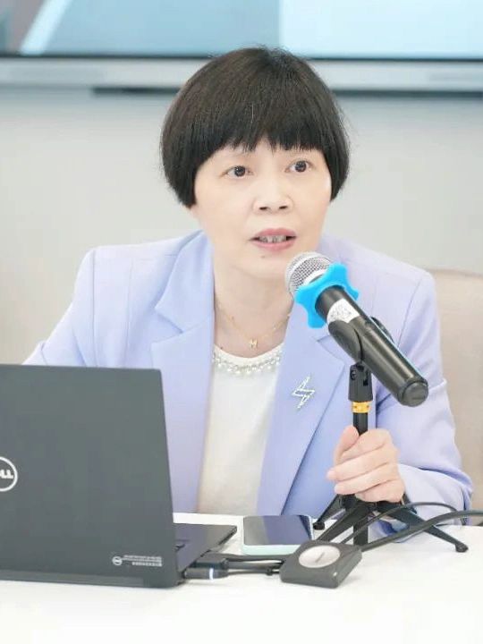 要改口了！静教院附校倪校长好！😊😊