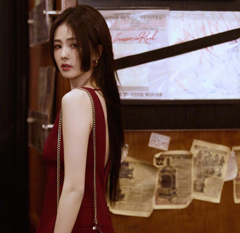 #白鹿公主切#这张大赞，太美了[哆啦A梦花心] ​​​