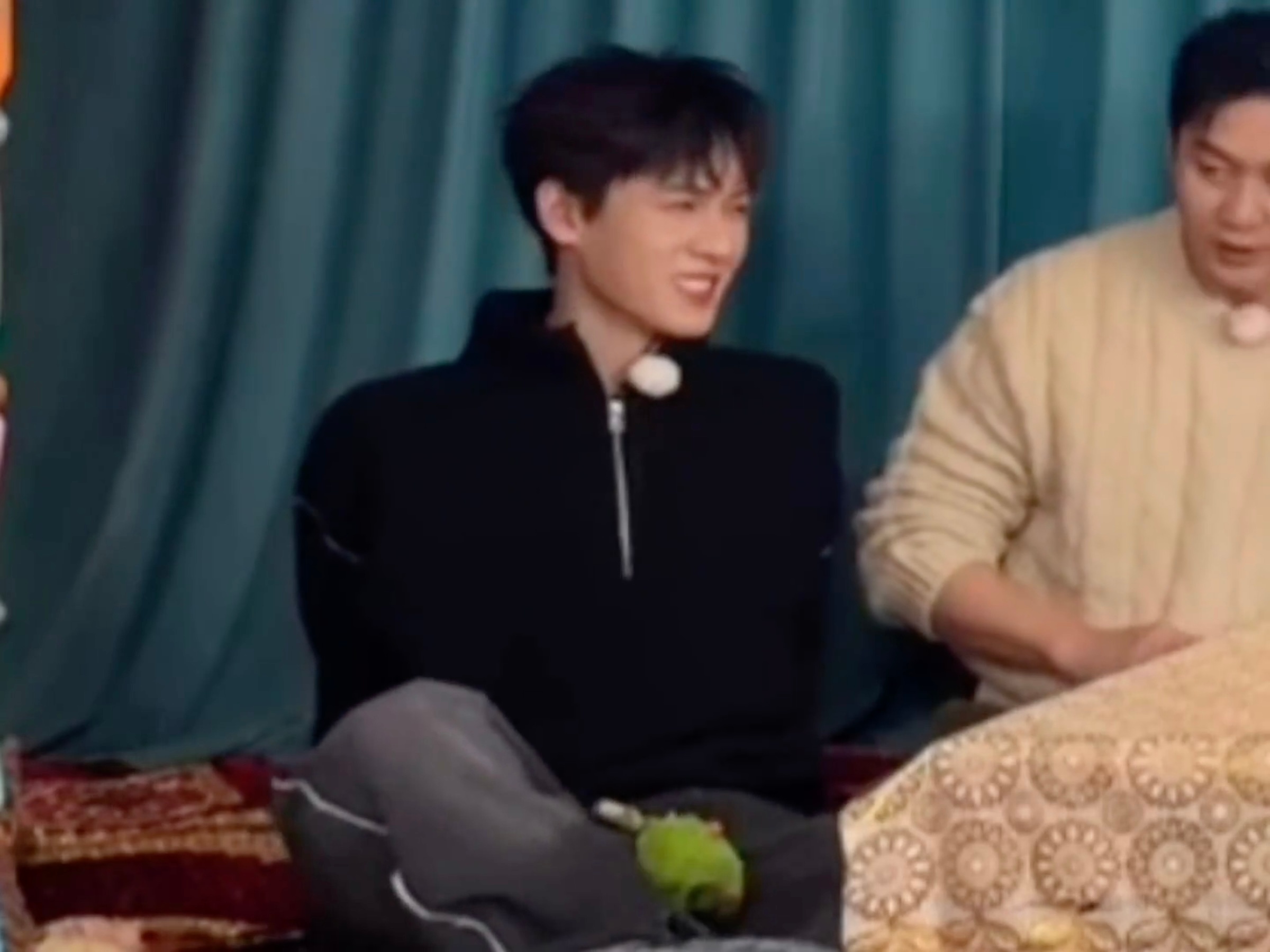 想要啥姿势啊 自己躺吧 