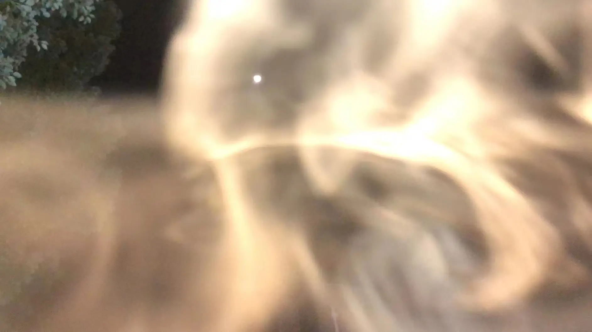 下个月旅游选了三个地方，云南，北京，西藏。就只有西藏没去过了，一个人怕...