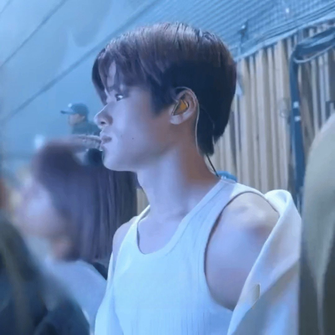 每次都来得刚刚好，好爱你啊！老公