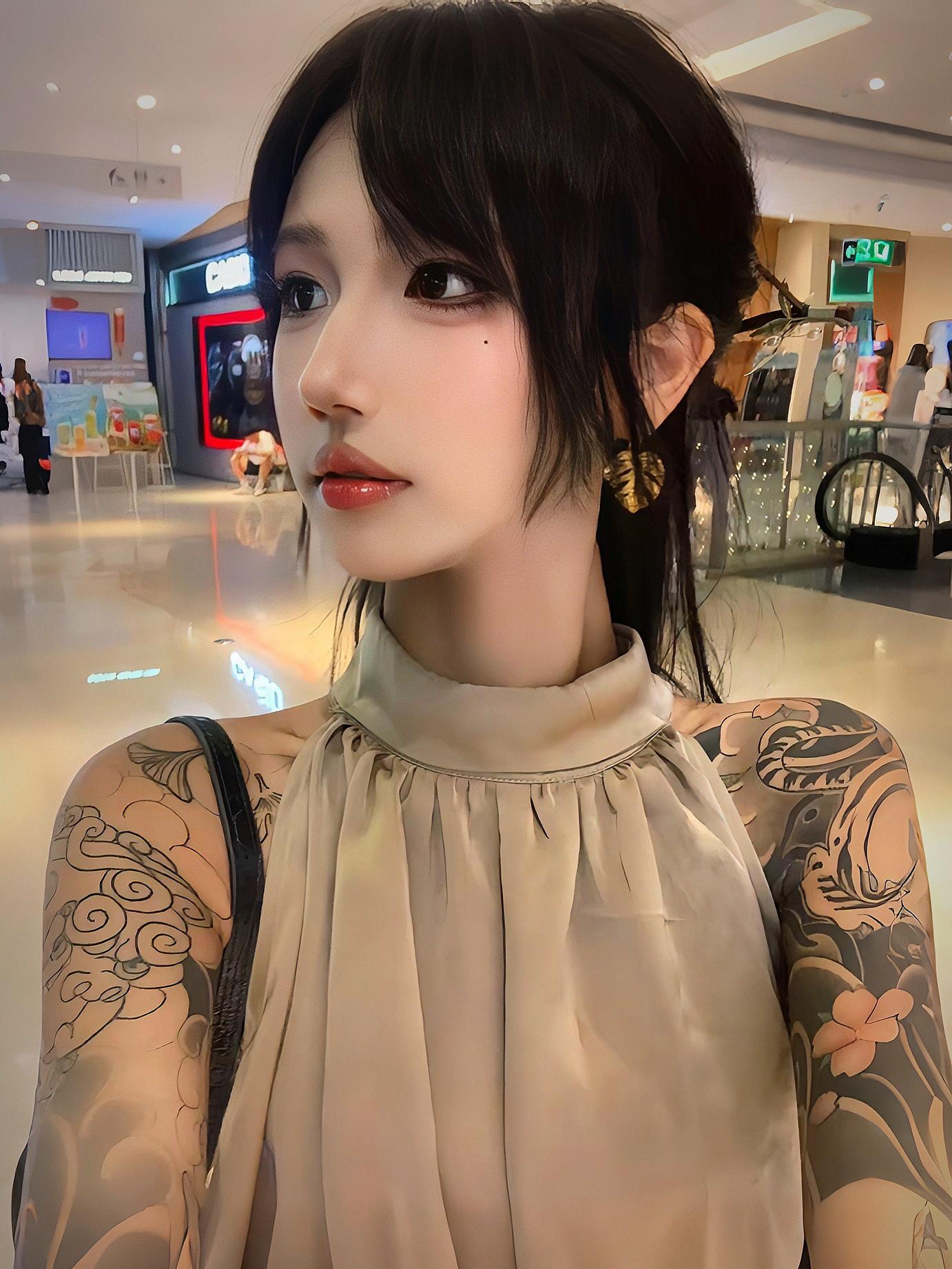 我也有个花臂梦 奈何家父略懂拳脚.