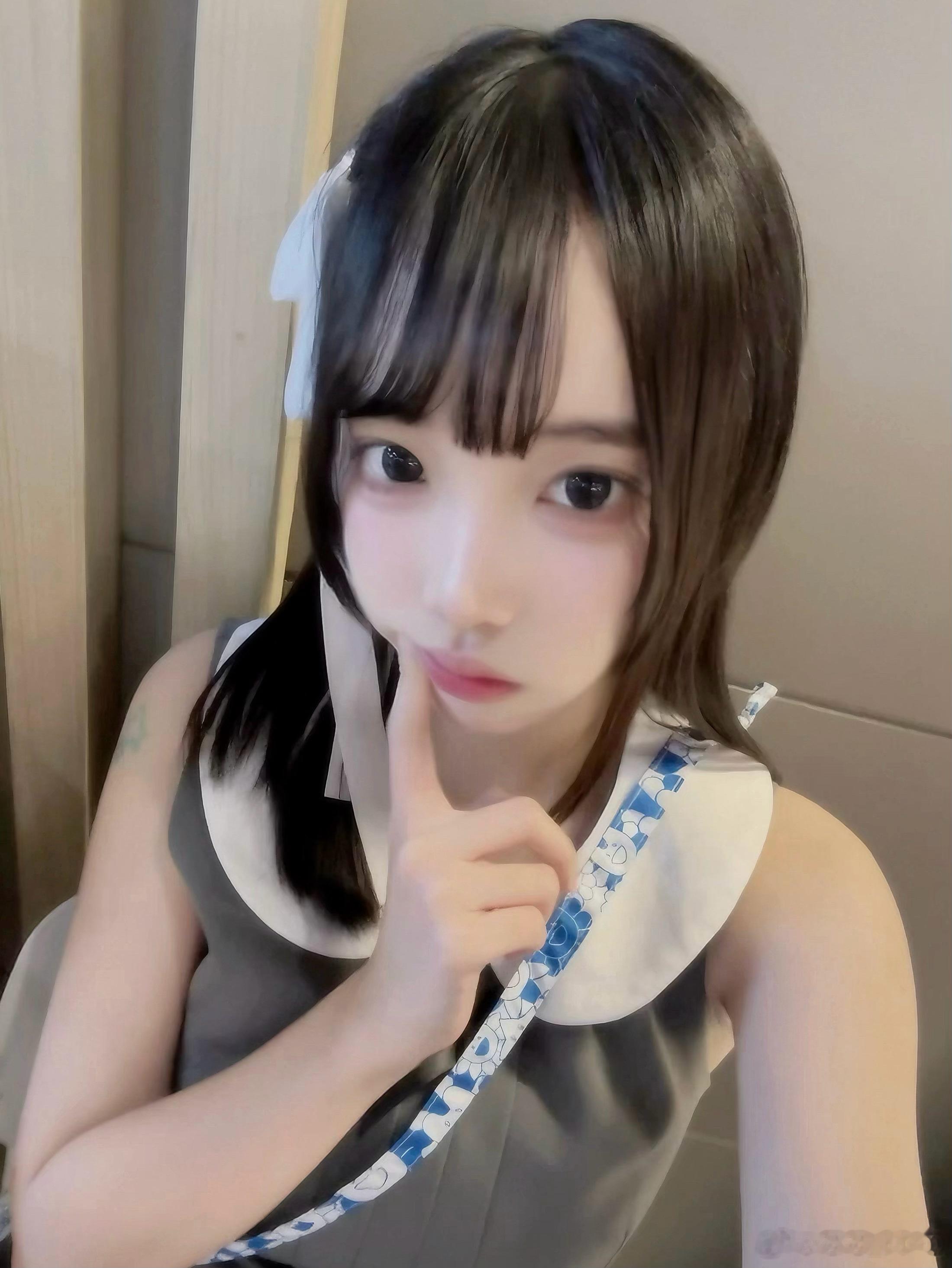 这个就是我呀，一个在苦苦等待滨寿司的女孩Kou勾勾