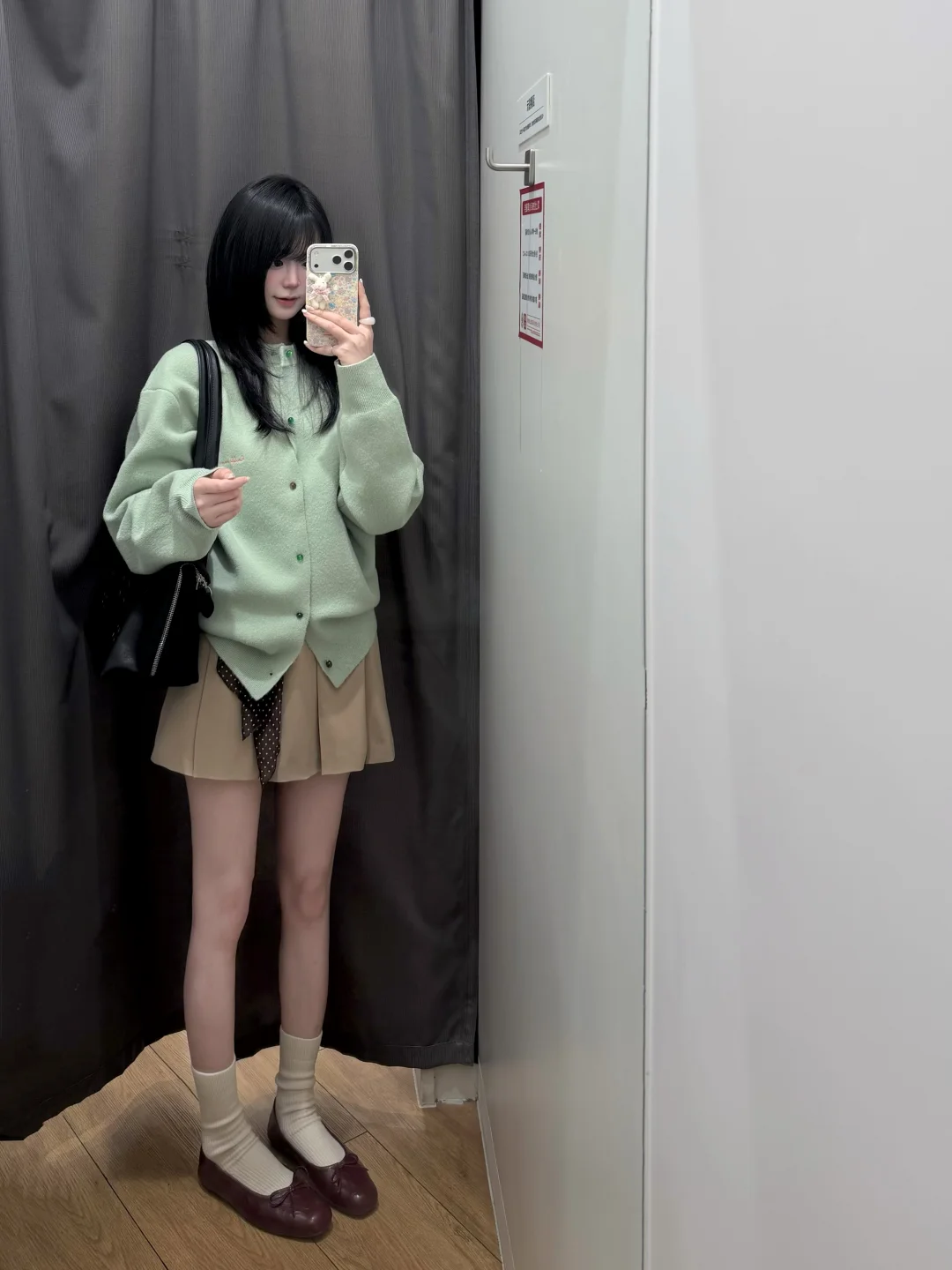 优衣库早春又发力了！🥹漂亮绿色复古好显白