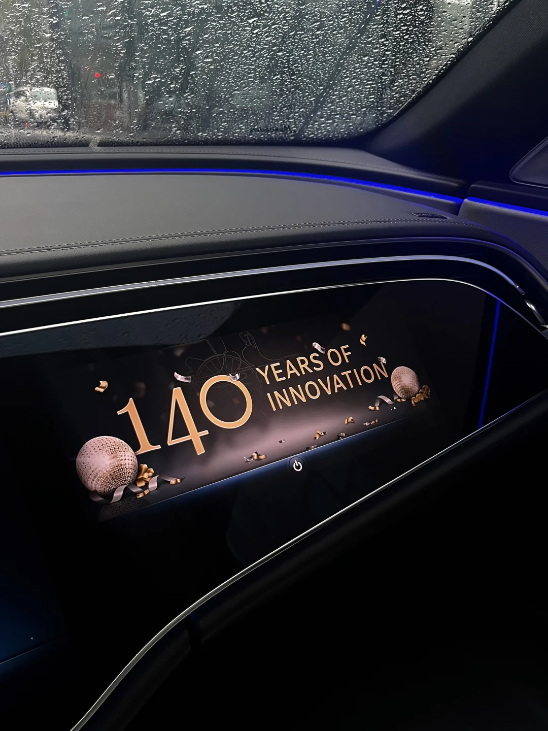 奔驰140周年壁纸，有收到的宝子们举个爪