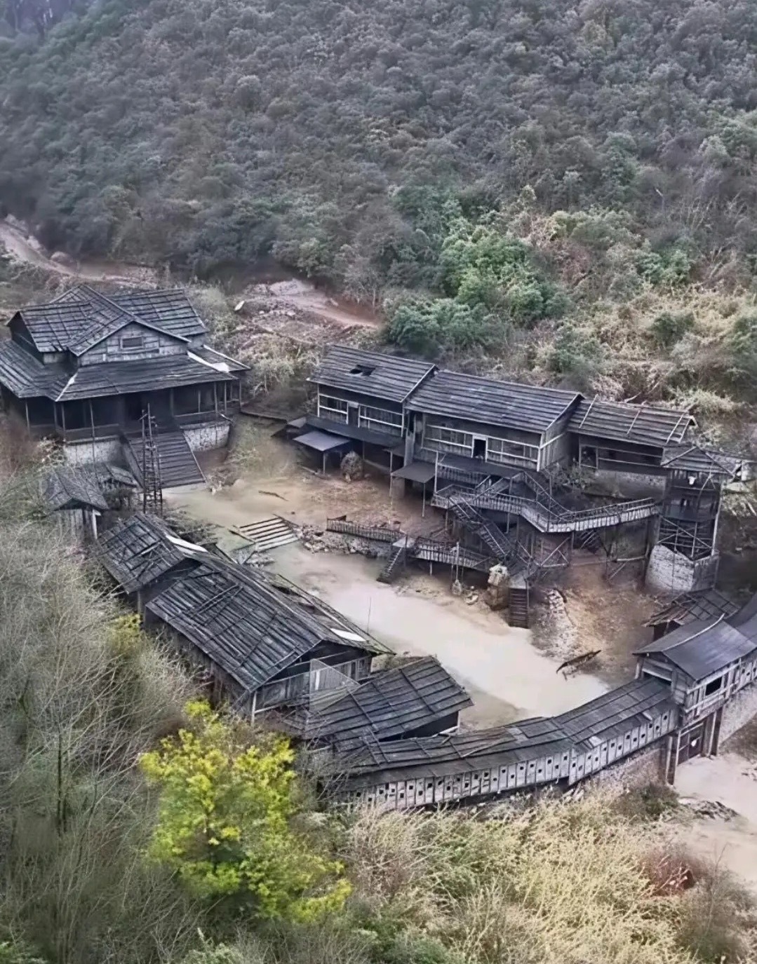 这样的房子是用来拍电影的吗 
