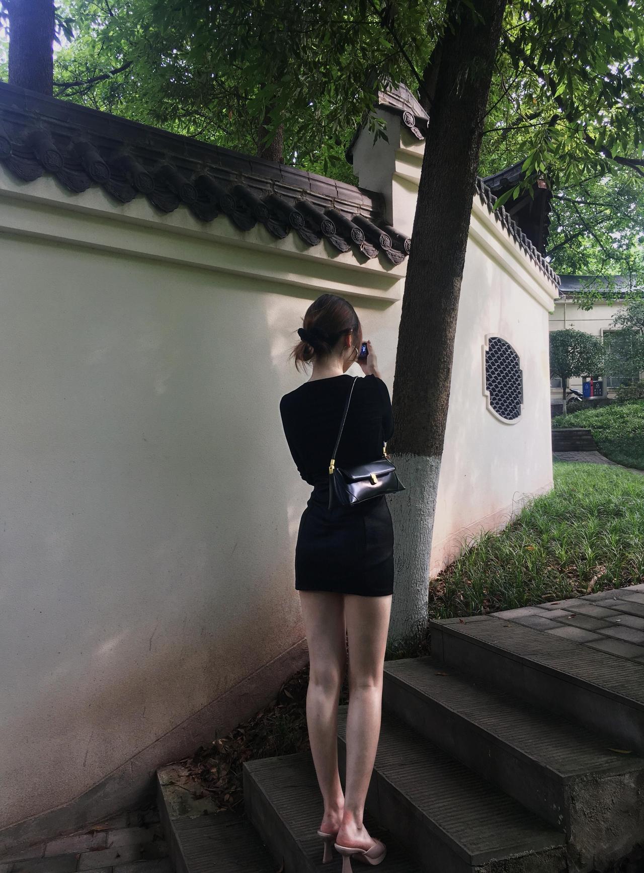 以前感觉不管多累，
睡一觉就能精神焕发，
现在感觉，

睡一觉只是把今天的累，