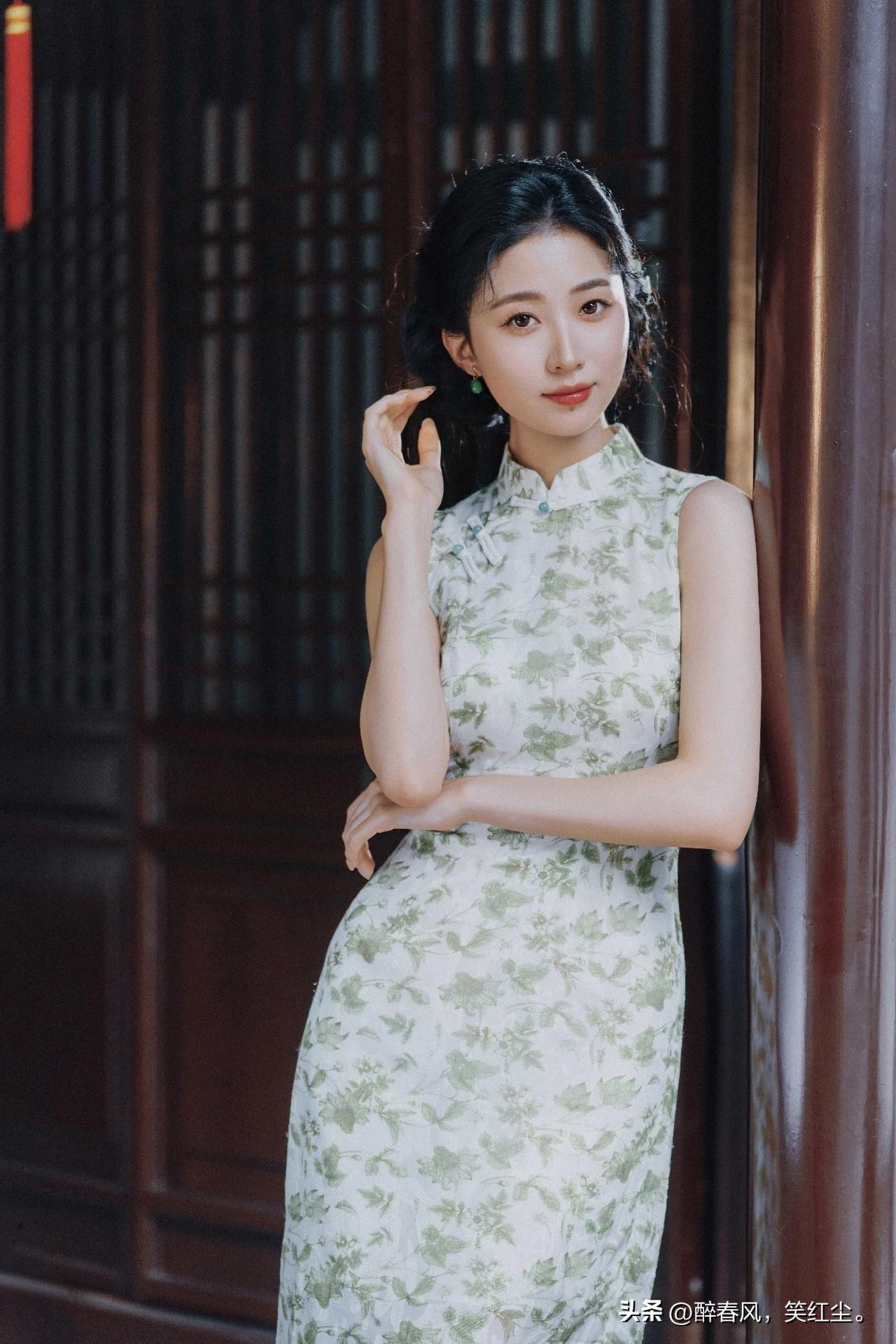 这姑娘穿旗袍真好看！东方佳人旗袍秀 旗袍美人照 东方风华旗袍秀