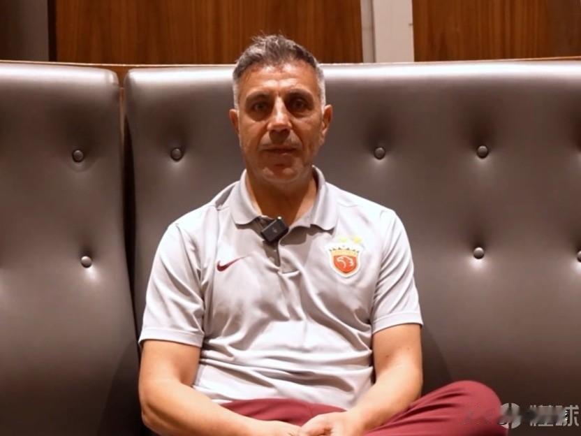 浙江队官宣主帅---阿洛伊西…海港助教，我一直都觉得穆斯卡特走后他会接班海港，没