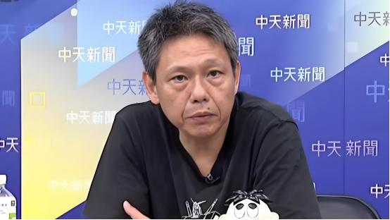 台湾名嘴谢寒冰说：大陆现在一直指责高市什么？就是高市要复辟军国主义，如果在大陆这