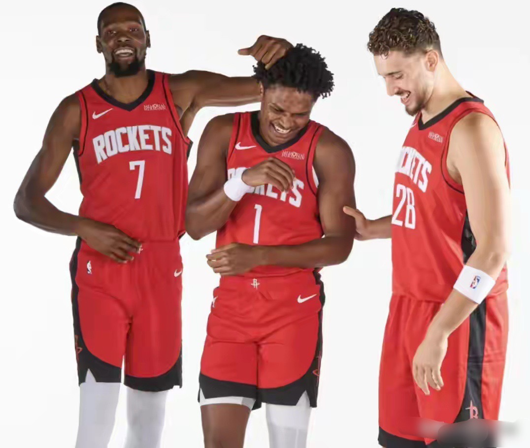 北京时间4月3日，NBA常规赛西部排位战进入白热化。火箭豪取4连胜后战绩反超森林