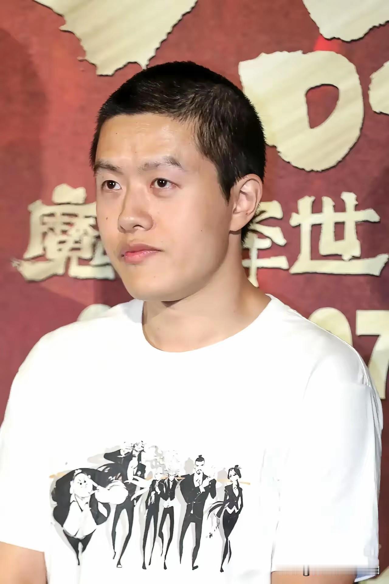 饺子没出席百花奖是对的，不然多尴尬。第38届大众百花奖《哪吒2》54票断层拿下最