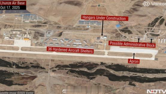 印度NDTV报道称，中国在西藏山南隆子机场新建的36个加固飞机掩体已经成型，机场