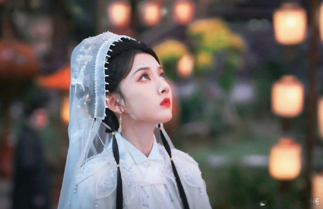 表妹万福预告宋祖儿怎么美成这个样子！火速打开原著回顾一下，就代入这张脸！ ​​​