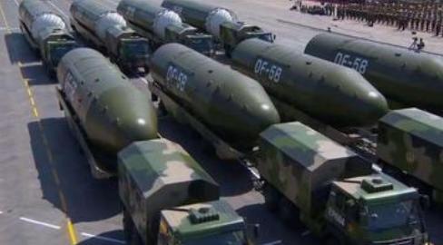美国彻底想偏了？海外网友热议一次性倾泻 200 枚核弹打击我国能不能取胜，别被影