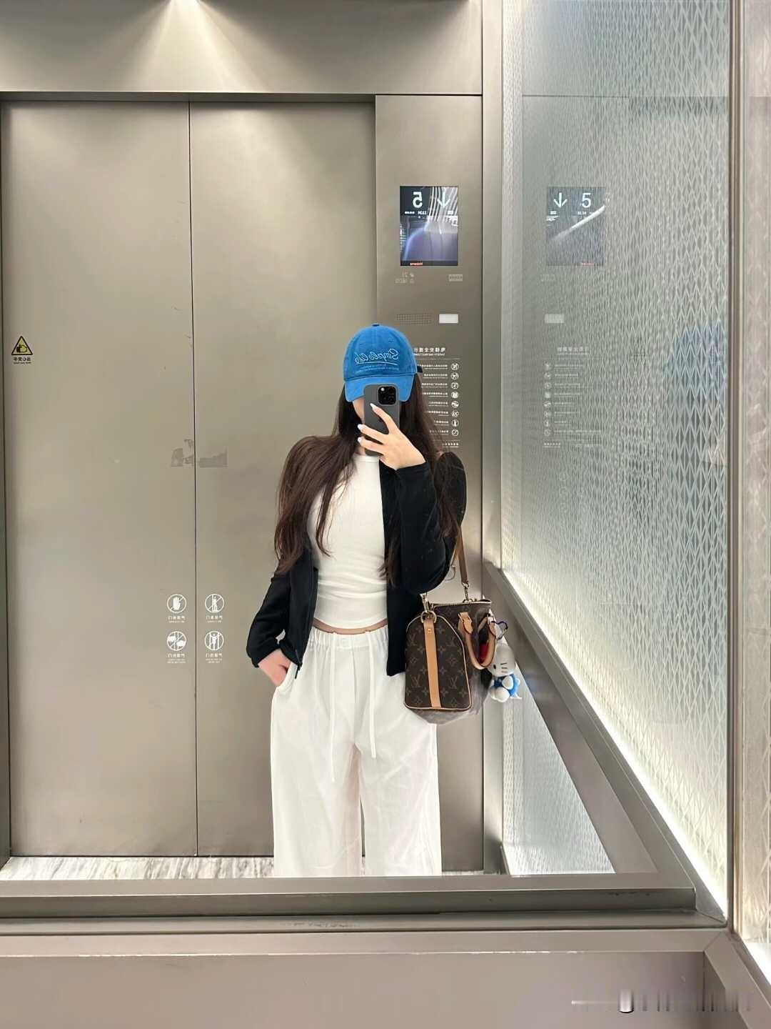 今年倒数第二天！有啥说啥，没有说的留到明年再表白吧[害羞]