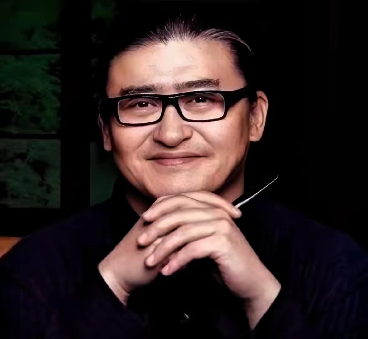 刘欢在上海病逝。
很多人可能不知道，他这些年一直在跟一个叫“股骨头缺血性坏死”的