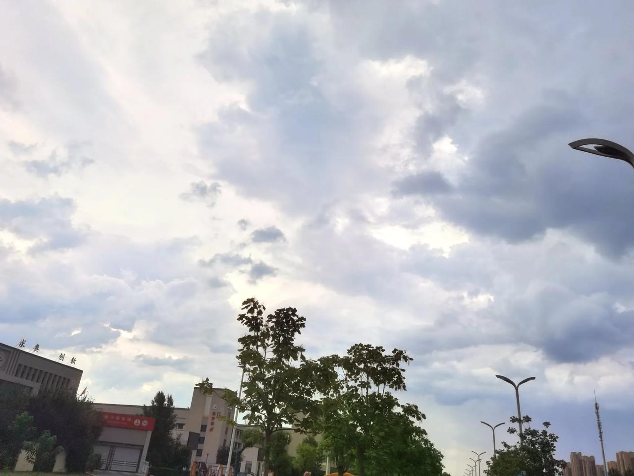 雨前还是雨后？