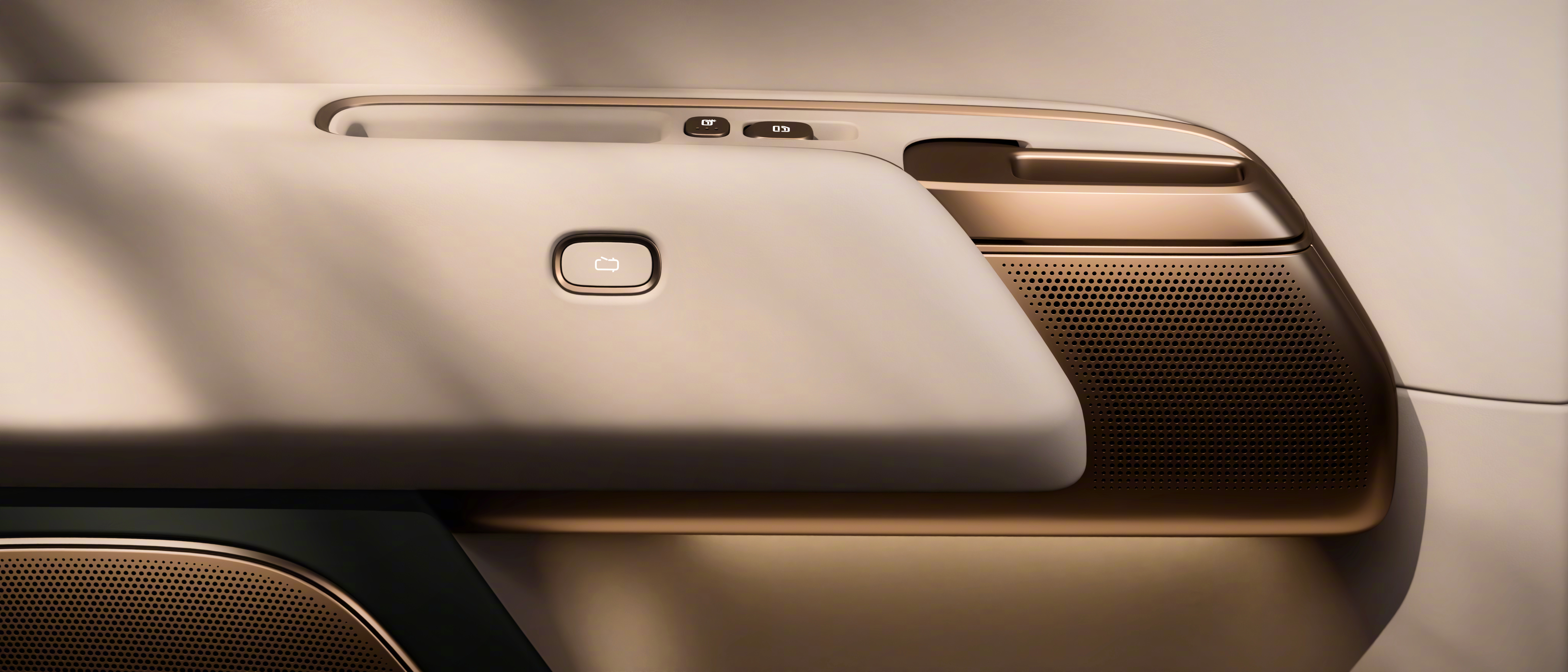 新理想L9内饰公布了，我看过实车，整体档次感特别高，并且做的非常温润舒畅，门板氛