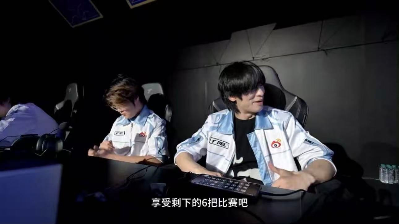 镜头里的日夜，是热爱与坚持的注脚；屏幕外的呐喊，是梦想与荣耀的回响。全球总决赛纪