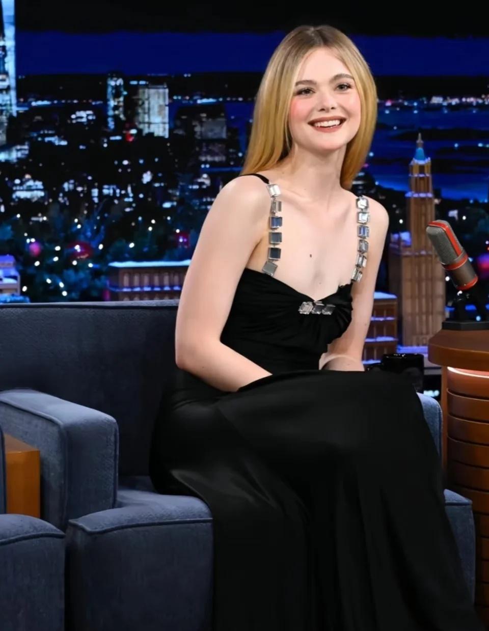 神仙颜值，我先磕为敬😍