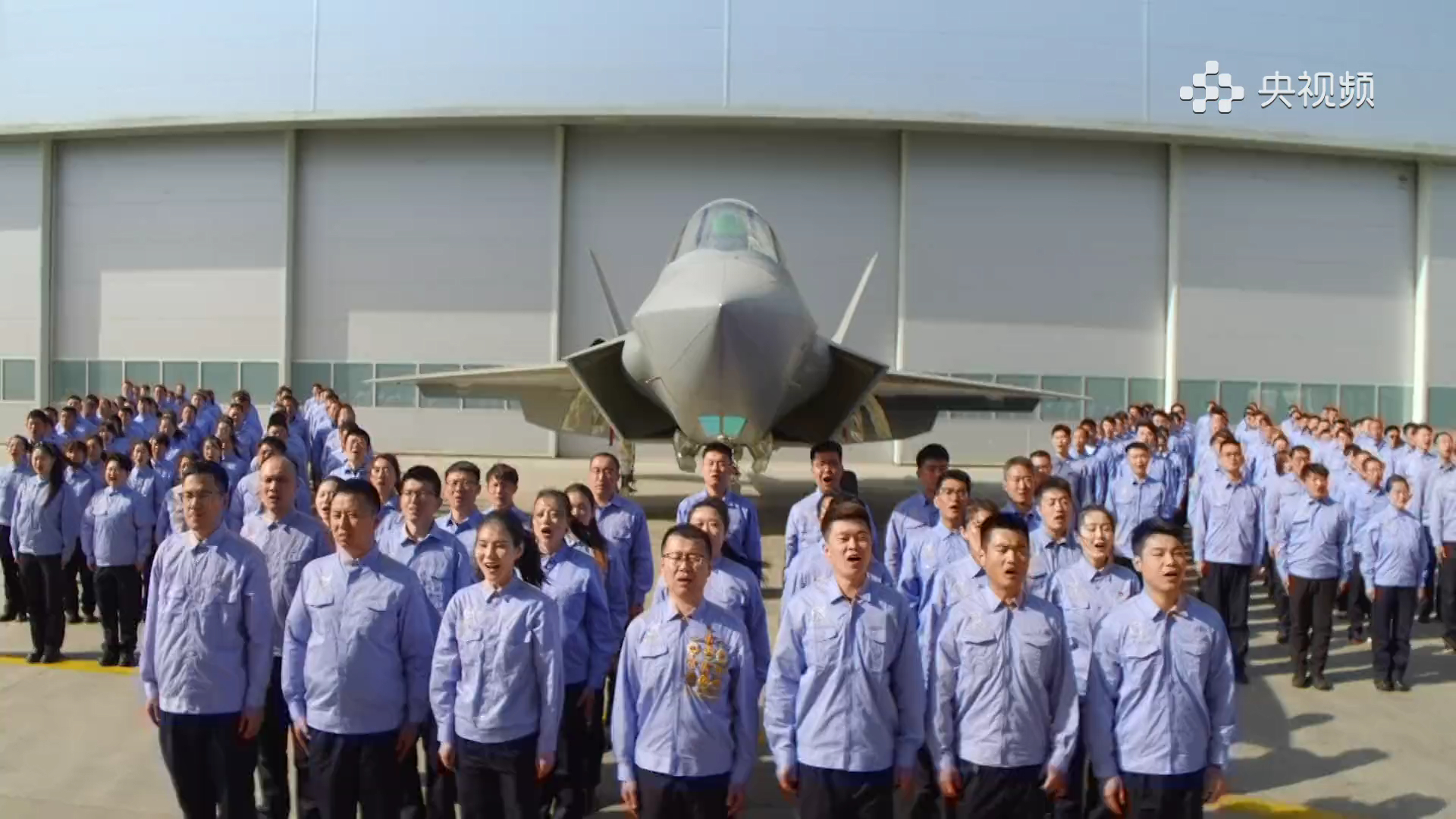 歼-35A，EOTS漂亮烽火问鼎计划制胜空天