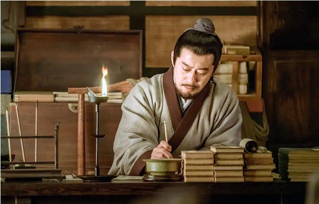 很多人读《岳阳楼记》，只记住 “先天下之忧而忧，后天下之乐而乐”，却少有人知晓，