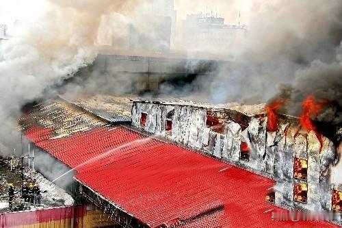南三条市场地处石家庄市中心商业繁华区，因为商品琳琅满目，在过去相当长的时间里，石