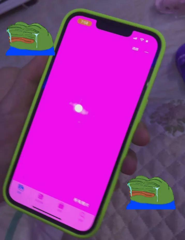 不是吧不是吧，这几天历史性的一幕出现了。大名鼎鼎的高端手机屏幕供应商三星，搭载的