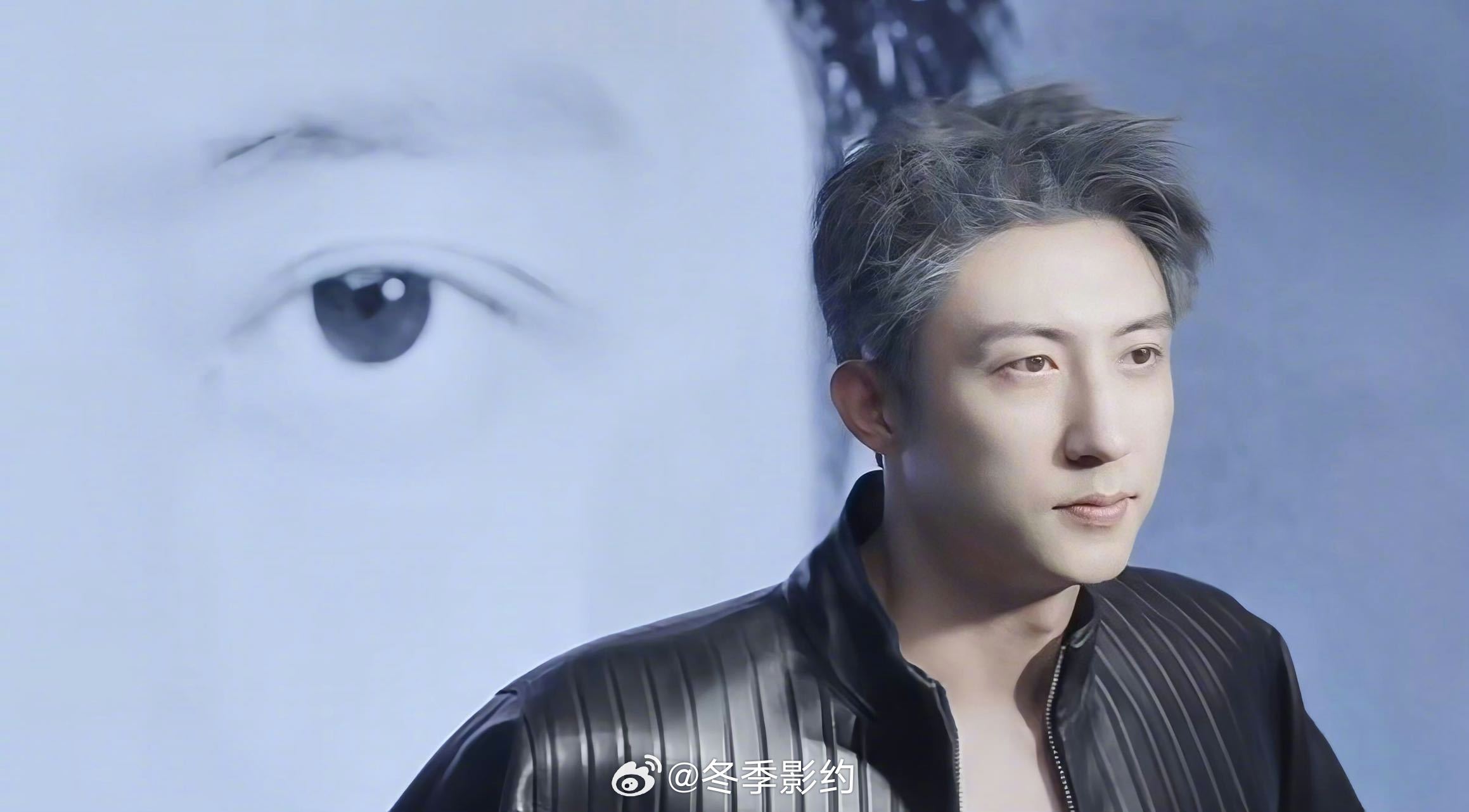 黄景瑜手控天菜 黄景瑜这双手是什么神仙配置，手指修长骨节分明，青筋在皮肤下若隐若