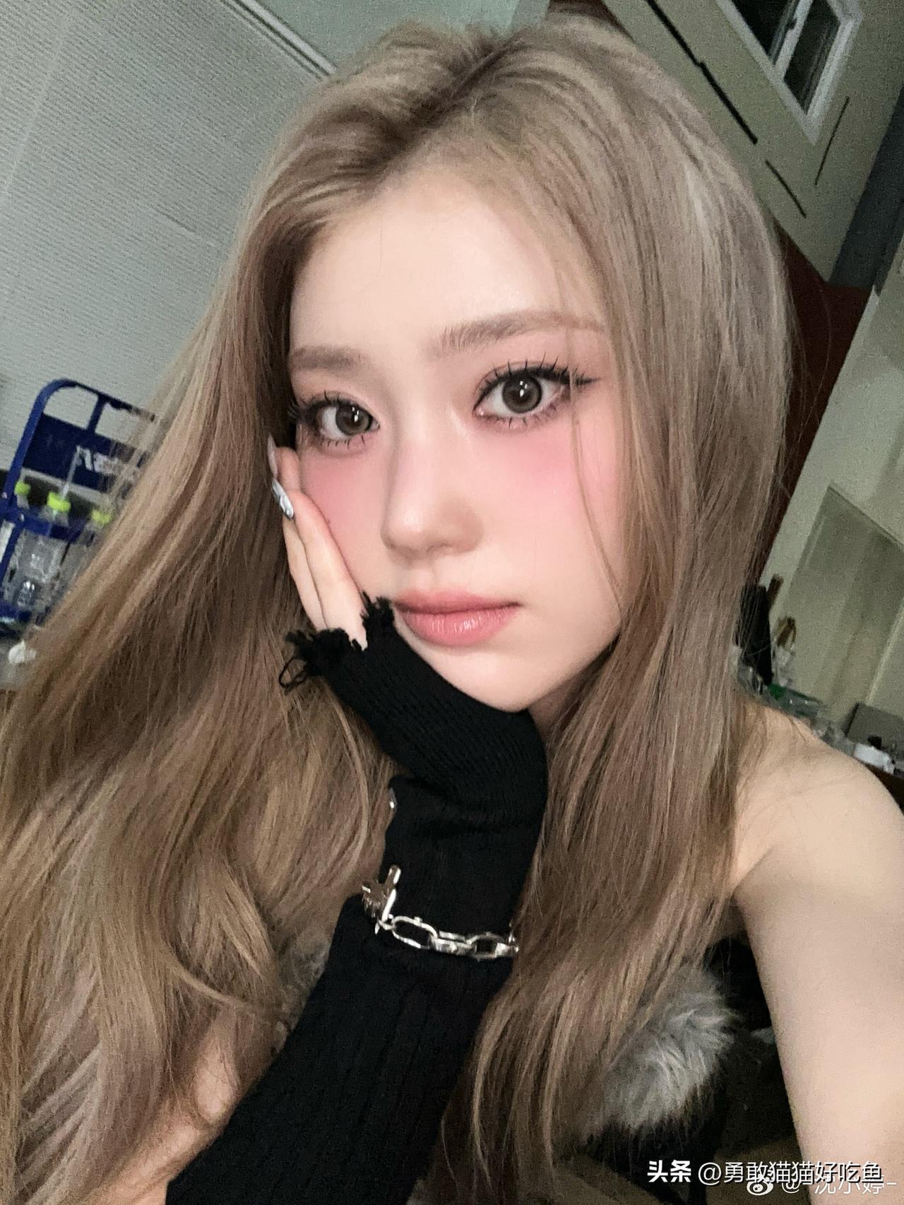 沈小婷分享图片