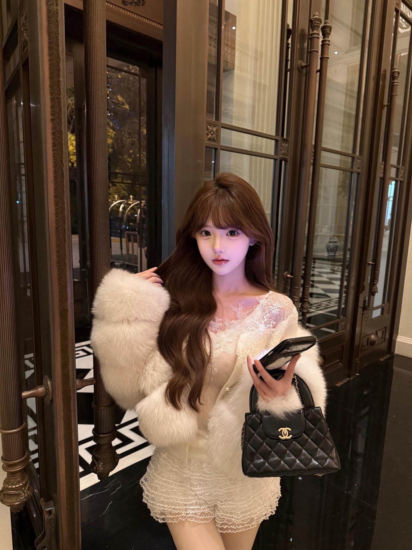 哎 纠缠了这么久 只是不想和你分开 这下好了 看见你不爱我的样子 心比以前更痛了